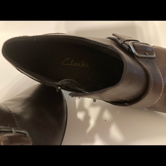 Clarks Ankle Boots - Picture 5 of 7